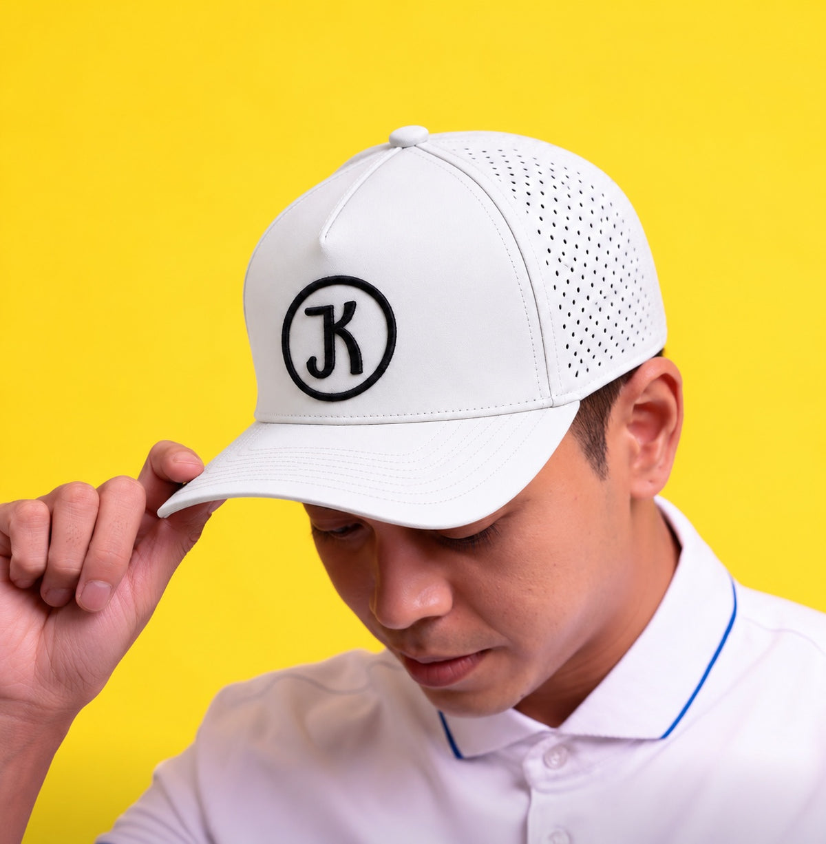 The Caddie Crest - White
